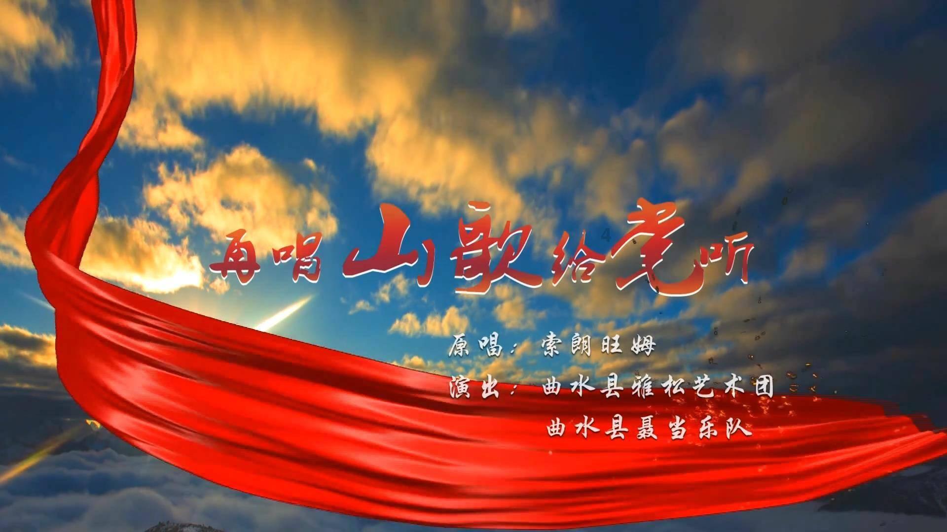 逃离海滩的女孩