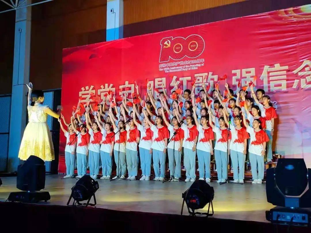 颍东 4 人获评“阜阳好人”